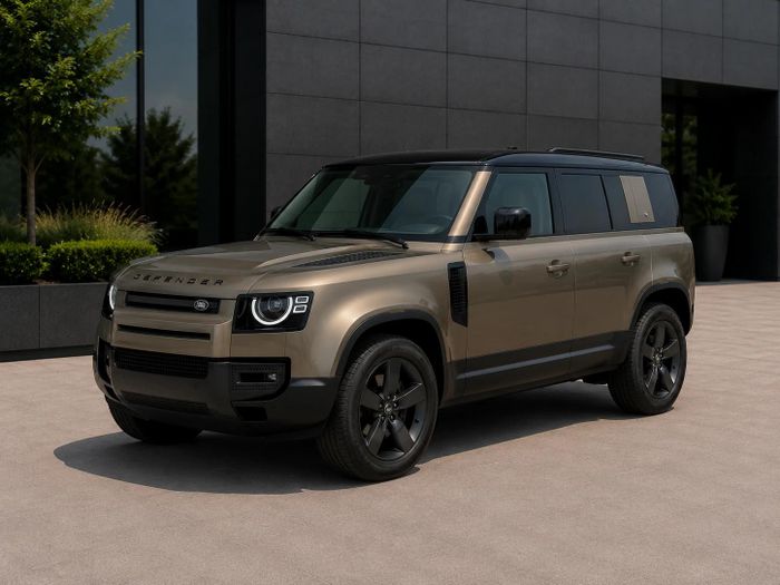 Tại Việt Nam, Defender được phân phối với 5 phiên bản, giá bán từ 5,09-7,99 tỷ đồng. Ảnh: JLR Việt Nam