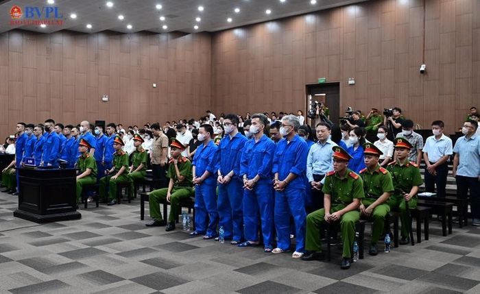  Các bị cáo tại Phòng xét xử TAND TP Hà Nội. 