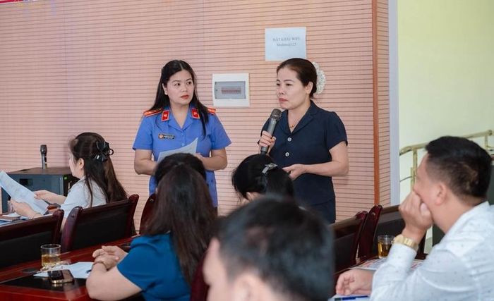 Đại biểu phát biểu trao đổi vướng mắc, khó khăn tại Hội nghị.