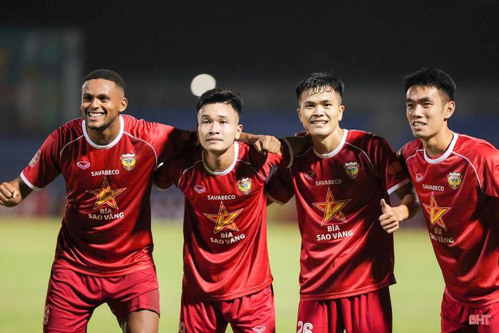 Sau 5 trận, đội bóng núi Hồng giành 3 chiến thắng, là số trận thắng nhiều nhất trong 5 trận mở màn mùa giải từ trước tới nay.