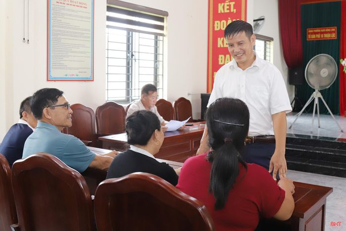 Là người lăn xả, hết lòng vì công việc, anh Đoàn được các tầng lớp Nhân dân yêu quý, tin tưởng.
