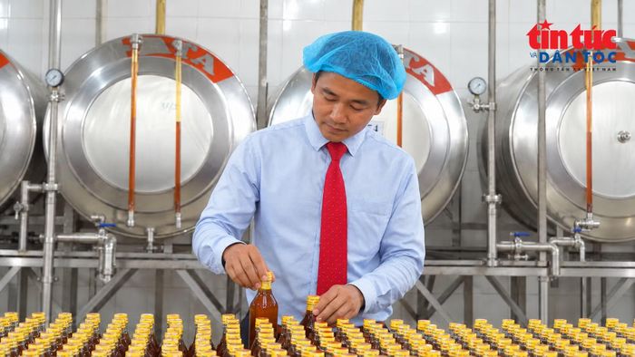 Ông Lư Nguyễn Xuân Vũ, Chủ tịch Hội Doanh nhân Sài Gòn - TP Hồ Chí Minh, Chủ tịch Hội đồng quản trị Tập đoàn Xuân Nguyên.