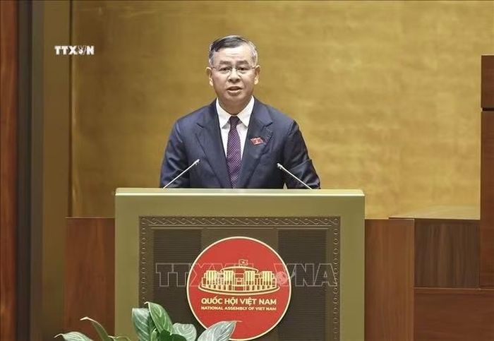 Bộ trưởng Bộ Tài chính Ngô Văn Tuấn chính phát biểu giải trình, làm rõ một số vấn đề đại biểu Quốc hội nêu. Ảnh: Doãn Tấn/TTXVN