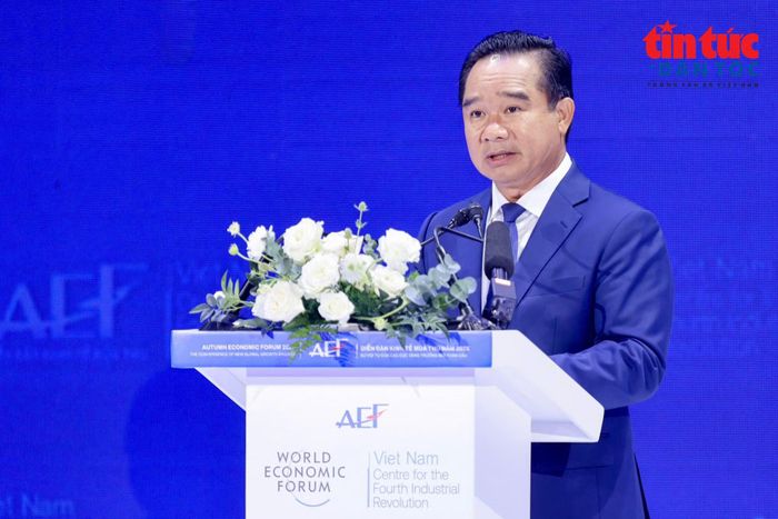 Ông Nguyễn Văn Được, Chủ tịch UBND TP Hồ Chí Minh, phát biểu khai mạc Diễn đàn Kinh tế Mùa thu 2026.