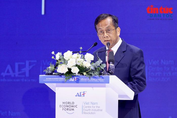 Ông Arsenio M. Balisacan, Bộ trưởng Bộ Kinh tế, Kế hoạch và Phát triển Philippines, phát biểu tại phiên toàn thể.