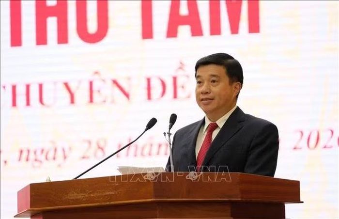 Bí thư Tỉnh ủy Lâm Đồng Y Thanh Hà Niê Kđăm phát biểu chỉ đạo.