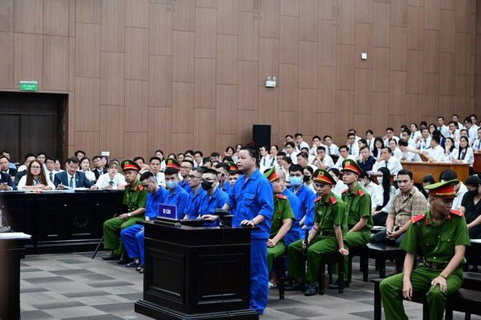 Lê Khắc Ngọ tại tòa (Ảnh: Xuân Trung).