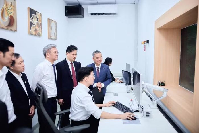 Hệ thống MRI 5T được kỳ vọng sẽ giúp chẩn đoán được nhiều ca bệnh khó. Ảnh: Thanh Tùng.
