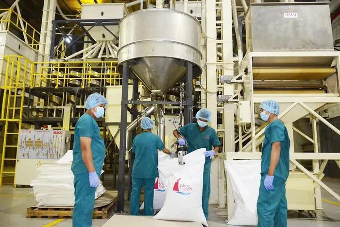  Phúc Sinh chinh phục hơn 100 quốc gia nhưng vẫn “trầy trật” trên sân nhà vì hàng kém chất lượng. Ảnh doanh nghiệp cung cấp 