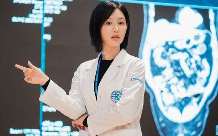 Doctor X được kỳ vọng tiếp tục bứt phá rating trong những tập tiếp theo nhờ sức hút của Kim Ji Won.