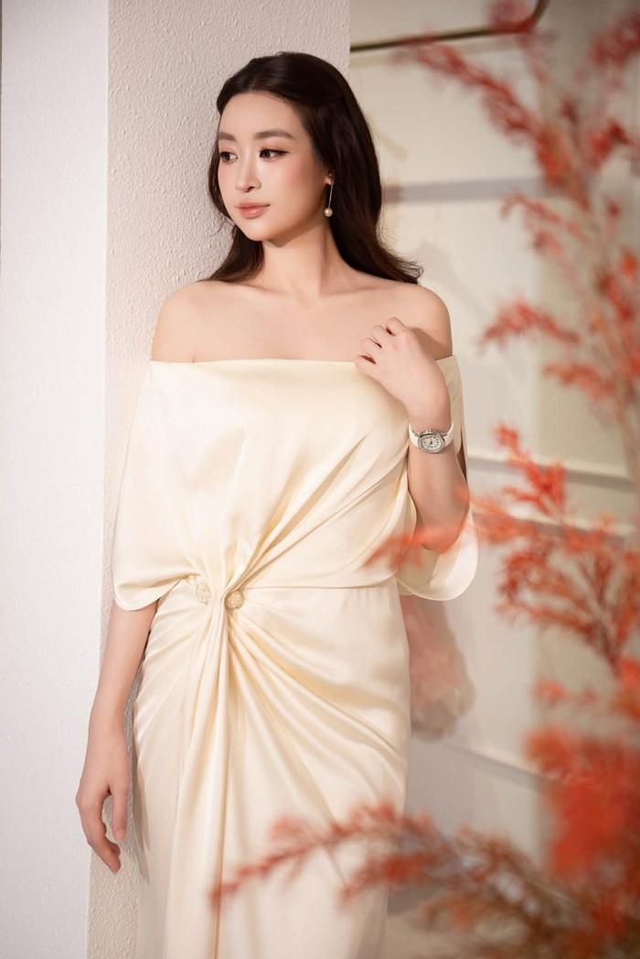 Đỗ Mỹ Linh đăng quang Hoa hậu Việt Nam 2016.