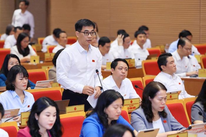 Đại biểu Lê Văn Đức (Tổ đại biểu số 3) phát biểu thảo luận. Ảnh: Thành Thái Hùng