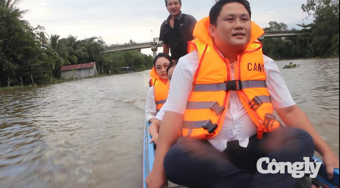 Đoàn công tác đi thẩm định