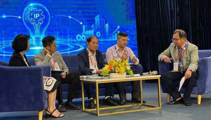 PGS.TS. Đặng Xuân Cường chia sẻ tại phiên đối thoại doanh nghiệp, nhà khoa học.