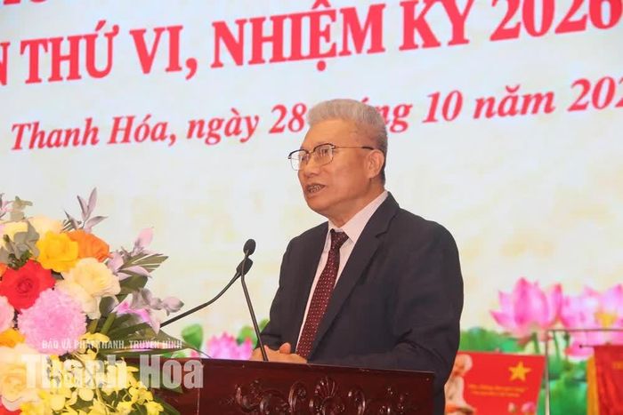 Tiến sĩ Nguyễn Hồng Sơn, Phó Chủ tịch Trung ương Hội Khuyến học Việt Nam phát biểu tại Đại hội.