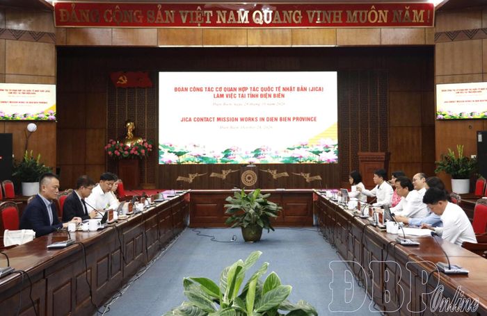 Toàn cảnh buổi làm việc giữa lãnh đạo UBND tỉnh Điện Biên và Đoàn công tác JICA.