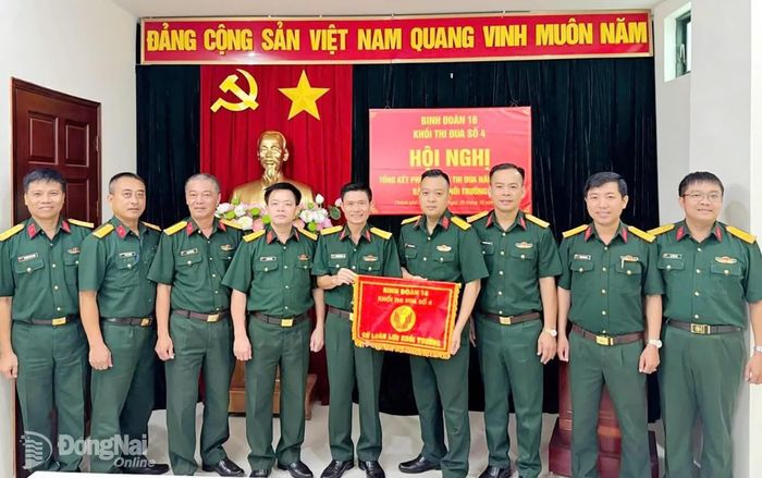 Khối thi đua số 4 quyết tâm tiếp tục đẩy mạnh Phong trào thi đua quyết thắng trong thời gian tới.