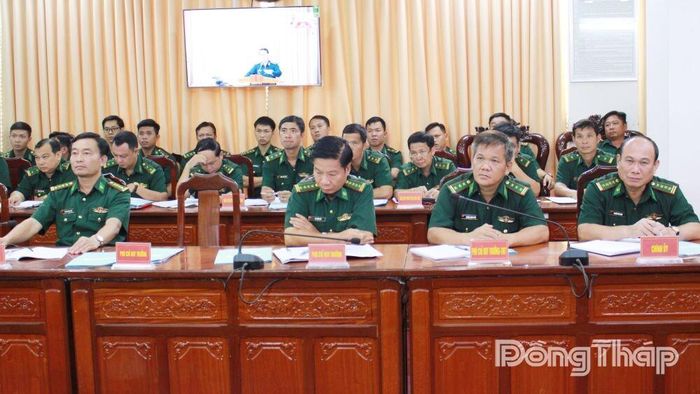 Lãnh đạo Ban Chỉ huy Bộ đội Biên phòng tỉnh Đồng Tháp tham dự hội nghị.