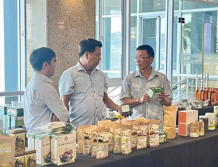 Việc công nhận sản phẩm CNNT tiêu biểu không chỉ ghi nhận nỗ lực của các cơ sở sản xuất, mà còn góp phần phát hiện, tôn vinh những sản phẩm có tiềm năng phát triển. Ảnh: ĐVCC