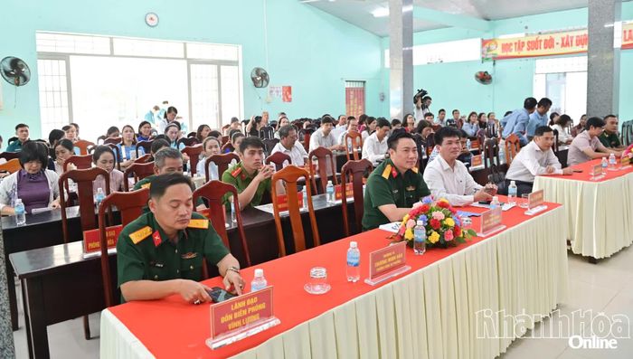 Các đại biểu dự khai mạc lớp bồi dưỡng.