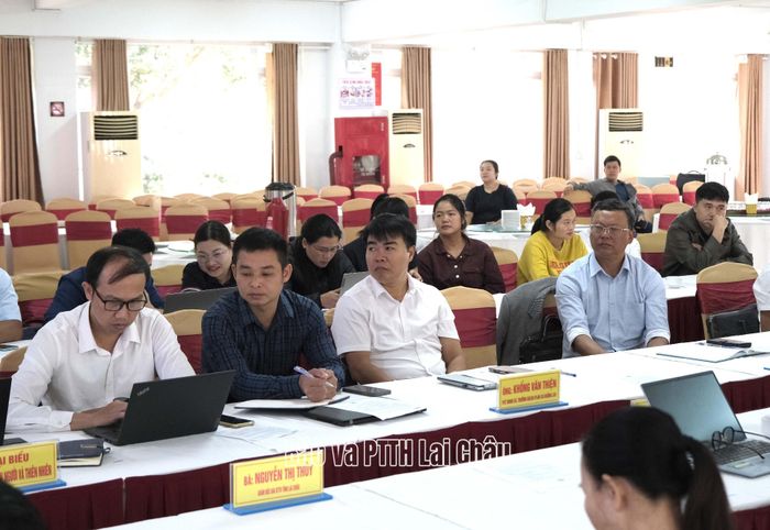 Đại diện các địa phương tham dự chương trình.