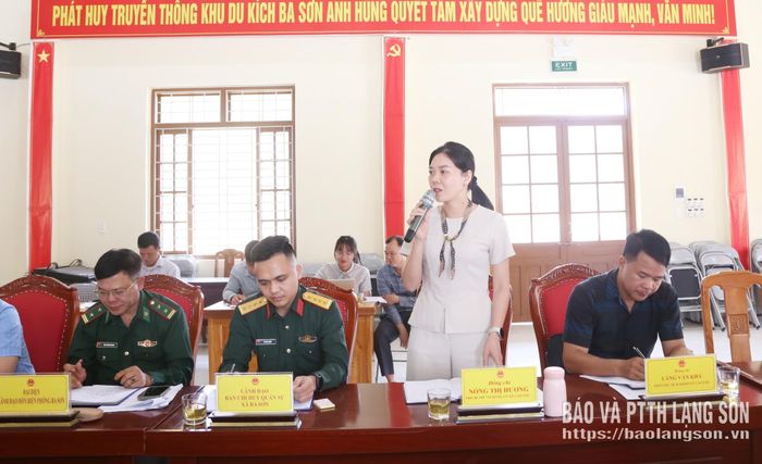 Phó Bí thư Thường trực Đảng ủy xã Cao Lộc giải trình, kiến nghị các nội dung với đoàn giám sát