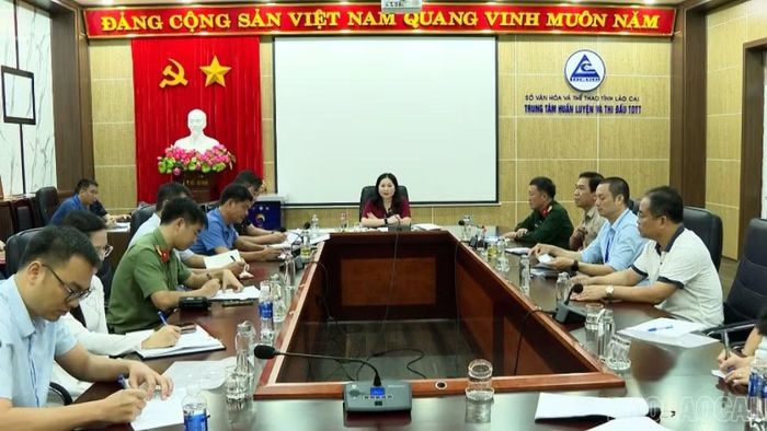 Ban tổ chức họp rút kinh nghiệm.