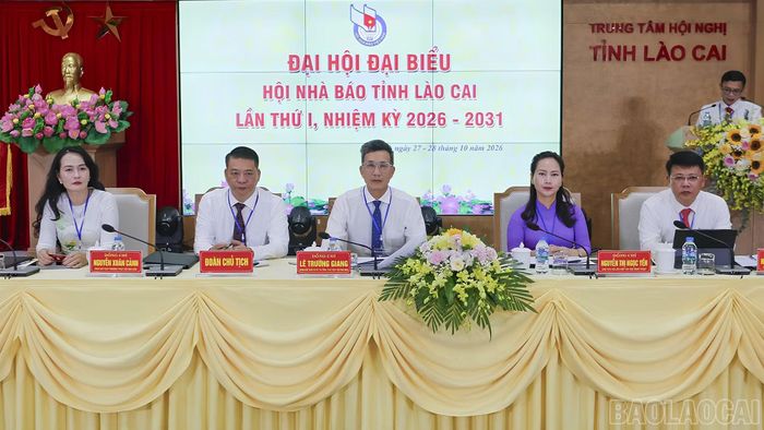 Đại hội đại biểu Hội Nhà báo tỉnh Lào Cai lần thứ I, nhiệm kỳ 2026 - 2031 khẳng định quyết tâm xây dựng Hội thực sự trở thành trung tâm đoàn kết, điểm tựa nghề nghiệp vững chắc của đội ngũ người làm báo trên địa bàn tỉnh.