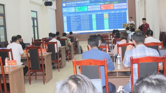 Quang cảnh buổi tập huấn.