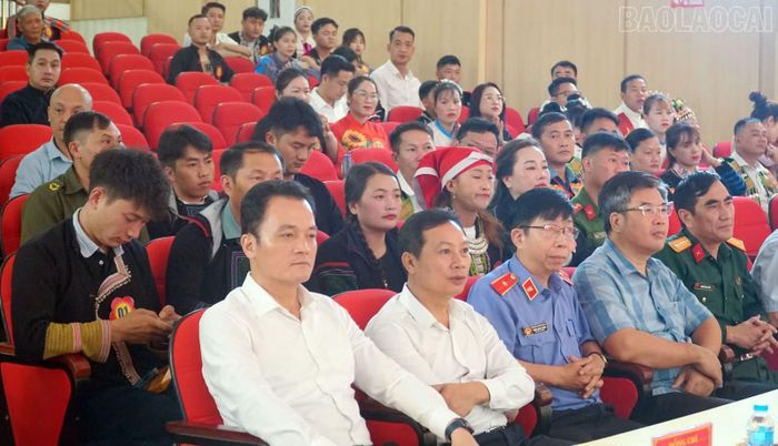 Các đại biểu dự hội thi.