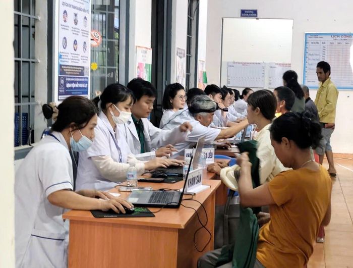 Đẩy mạnh chuyển đổi số tại Trạm Y tế Nam Ban Lâm Hà