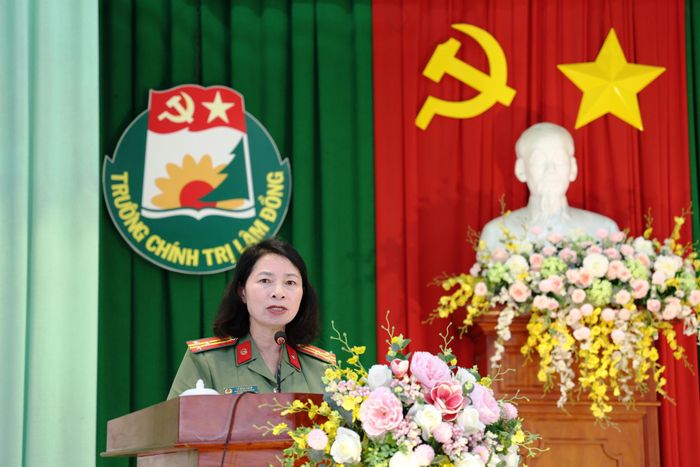Thượng tá Nguyễn Thị Bích Xuân, Phó trưởng Phòng Tổ chức cán bộ, Công an tỉnh đề nghị mỗi cán bộ tham gia cần phát huy tinh thần trách nhiệm
