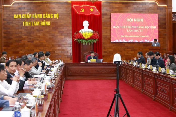 Quang cảnh hội nghị