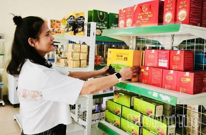 Nhiều sản phẩm chè đạt chứng nhận OCOP 3 sao trở lên đã có mặt tại các siêu thị, trung tâm thương mại và từng bước mở rộng thị trường xuất khẩu.