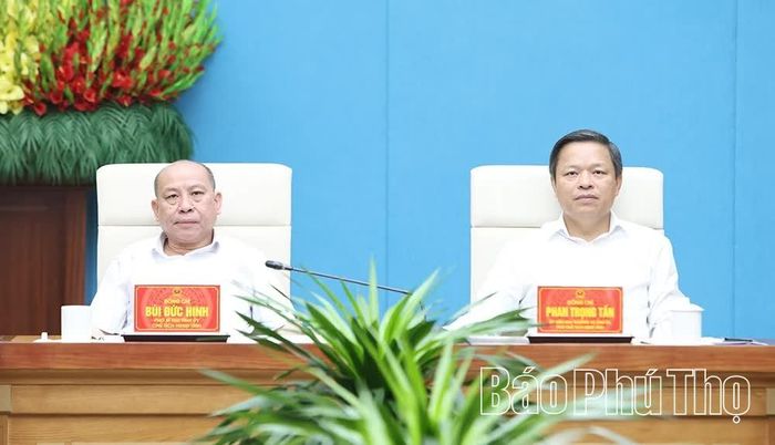 Đồng chí Bùi Đức Hinh và đồng chí Phan Trọng Tấn chủ trì tại điểm cầu Phú Thọ.
