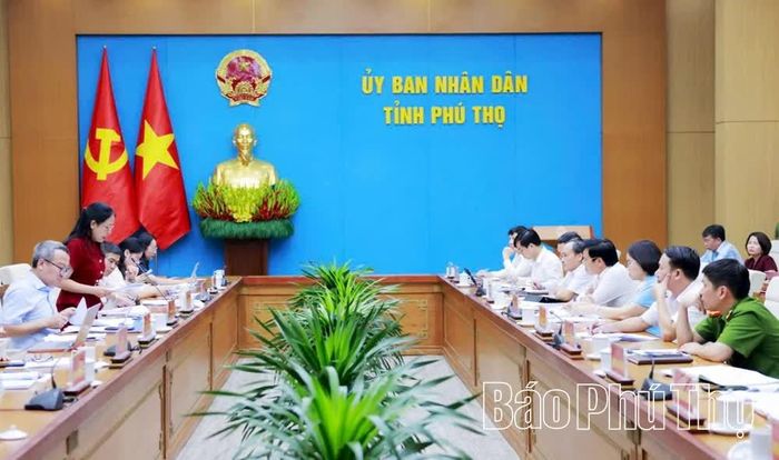 Quang cảnh buổi làm việc.