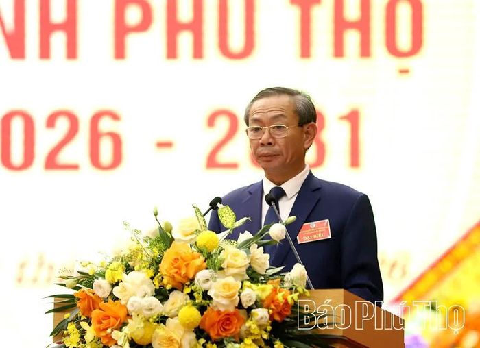 Đồng chí Phó Chủ tịch Thường trực Ủy ban MTTQ Việt Nam tỉnh Đinh Công Thực khai mạc Đại hội.
