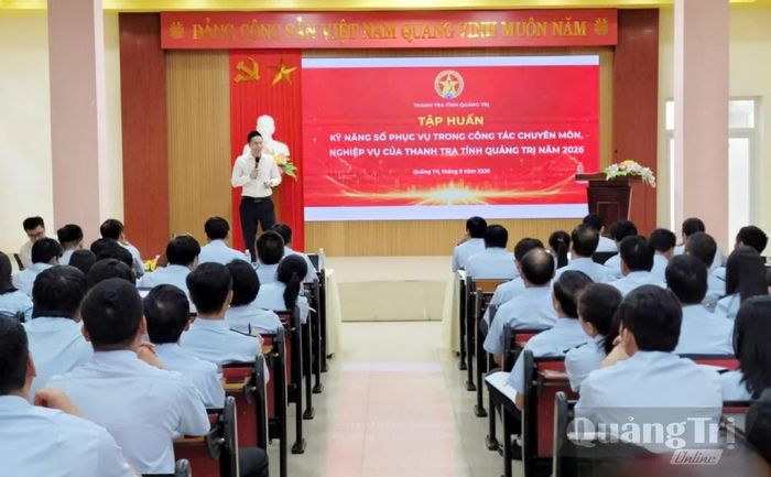 100% cán bộ, công chức, viên chức Thanh tra tỉnh đều đã được tập huấn sử dụng kỹ năng số và ứng dụng trí tuệ nhân tạo - Ảnh: B.T