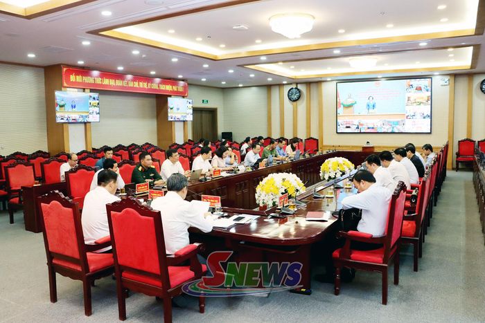 Các đại biểu dự cuộc làm việc tại điểm cầu tỉnh Sơn La.
