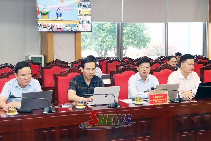 Các đại biểu dự cuộc làm việc tại điểm cầu tỉnh Sơn La.