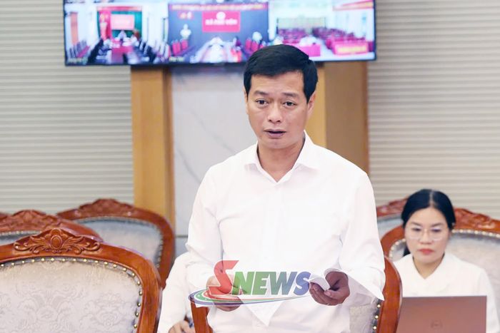 Lãnh đạo Sở Nông nghiệp và Môi trường phát biểu tại cuộc họp.