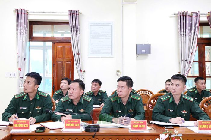 Đại biểu dự hội nghị tại điểm cầu Ban Chỉ huy BĐBP tỉnh