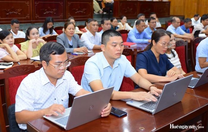  Các học viên tham gia lớp bồi dưỡng.