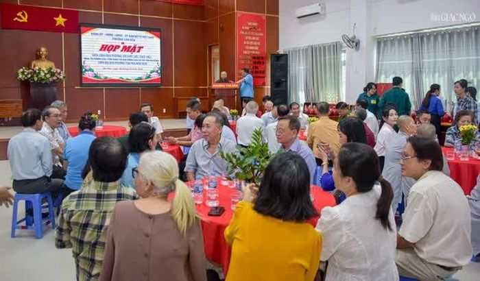 Quang cảnh buổi họp mặt