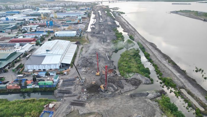 Theo số liệu đến ngày 20/10/2026, toàn địa bàn còn 22 dự án đang thực hiện giải phóng mặt bằng, với tổng diện tích phải thực hiện 9.444,69ha. Diện tích đã hoàn thành đạt 6.282,06ha, tương đương 65,65%.