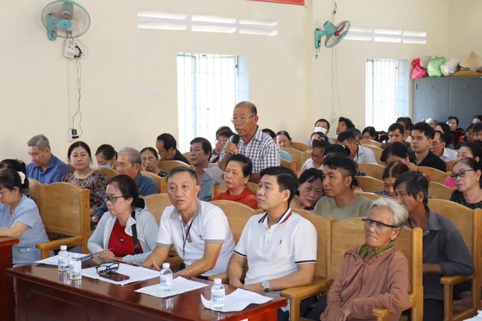 Toàn cảnh buổi đối thoại với người dân về mở rộng tu bổ, tôn tạo di tích Đền thờ và Mộ Nguyễn Hữu Cảnh.