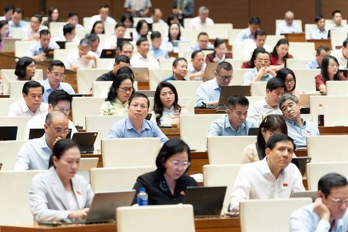 Các đại biểu tham dự phiên thảo luận. Ảnh: Media Quốc hội.