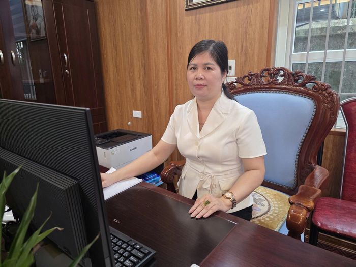 Bà Nguyễn Thị Hồng Tính, Phó Hiệu trưởng Trường Tiểu học Nông Trang.(Ảnh: Trương Hiếu)