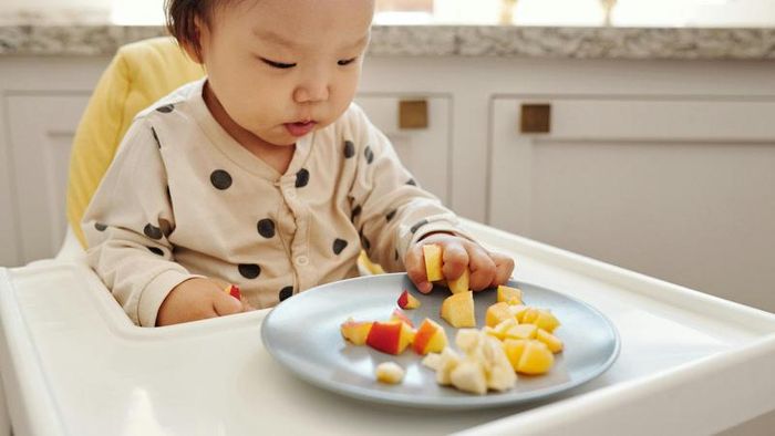 Bữa sáng cho bé cần ưu tiên thực phẩm giàu dinh dưỡng và hạn chế đồ ăn chế biến sẵn