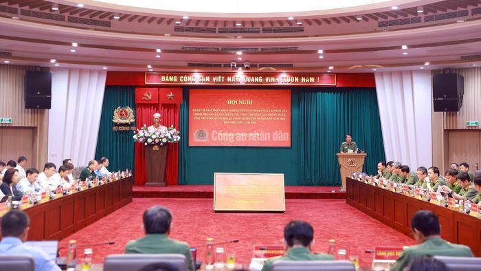 Quang cảnh hội nghị.